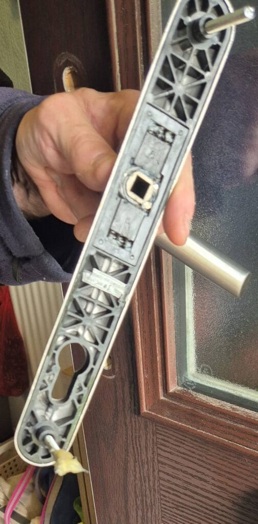 Home Maintenance Tips for Winter (part 1) Photo 6 - Handle fixing screws with grease
