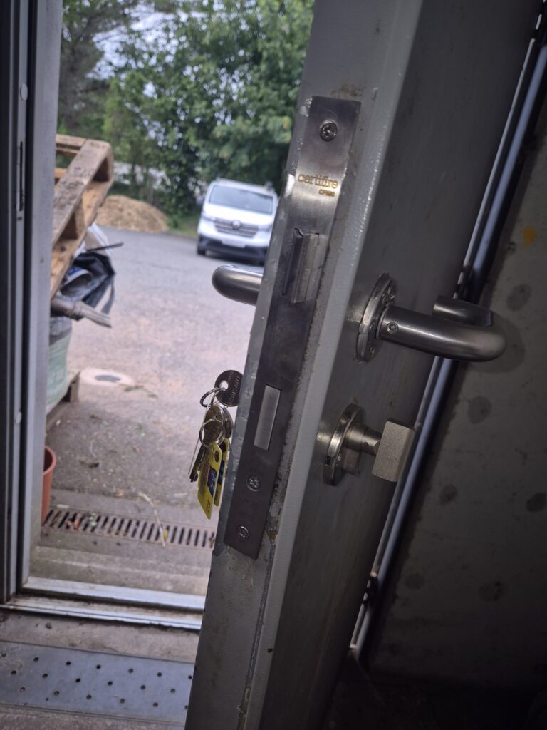 hayle break in repair 10 Finished job with thumbturn cylinder fitted – break-in repair at a commercial unit in Hayle, Cornwall