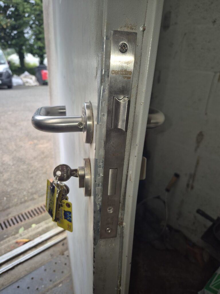 hayle break in repair 9 Finished job – break-in repair at a commercial unit in Hayle, Cornwall